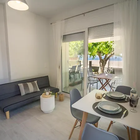 Kerasioti Apartament *